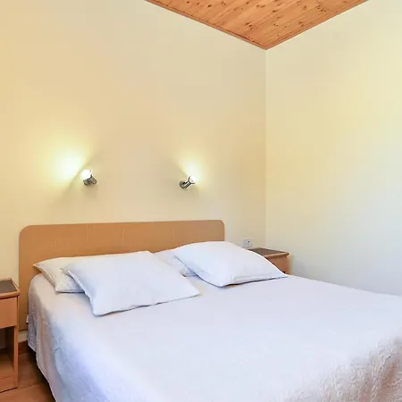 Apartments Ana 379 Rovinj Exterior photo