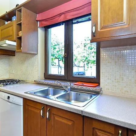 Apartments Ana 379 Rovinj Exterior photo