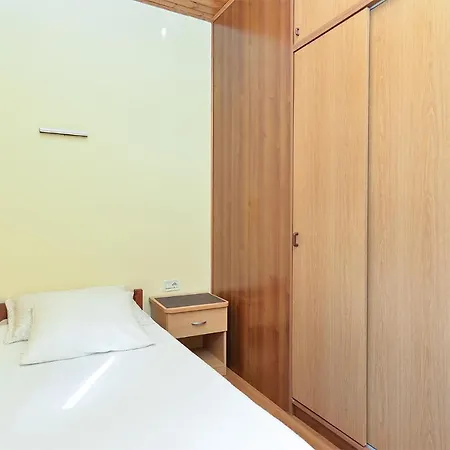 Apartments Ana 379 Rovinj Exterior photo